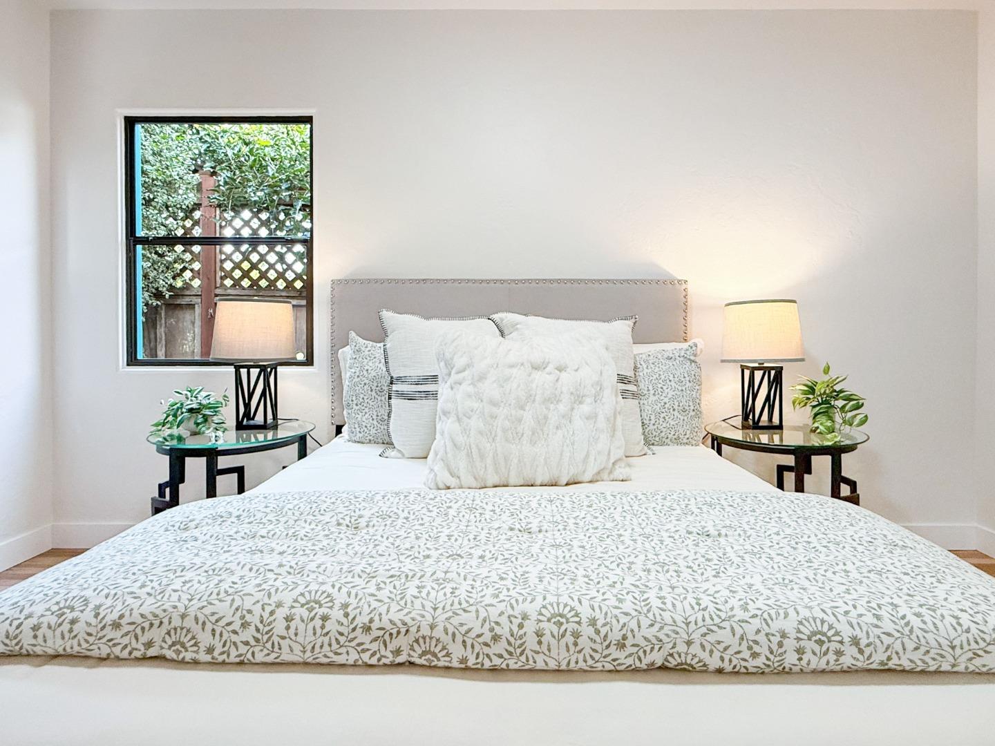 Detail Gallery Image 21 of 55 For 625 Gilroy Dr, Capitola,  CA 95010 - 2 Beds | 1 Baths