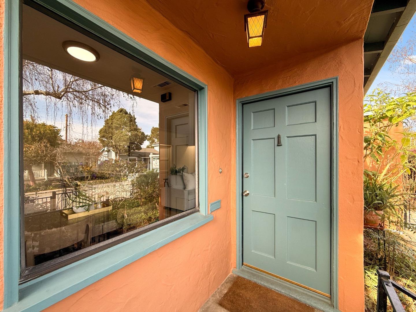 Detail Gallery Image 3 of 55 For 625 Gilroy Dr, Capitola,  CA 95010 - 2 Beds | 1 Baths