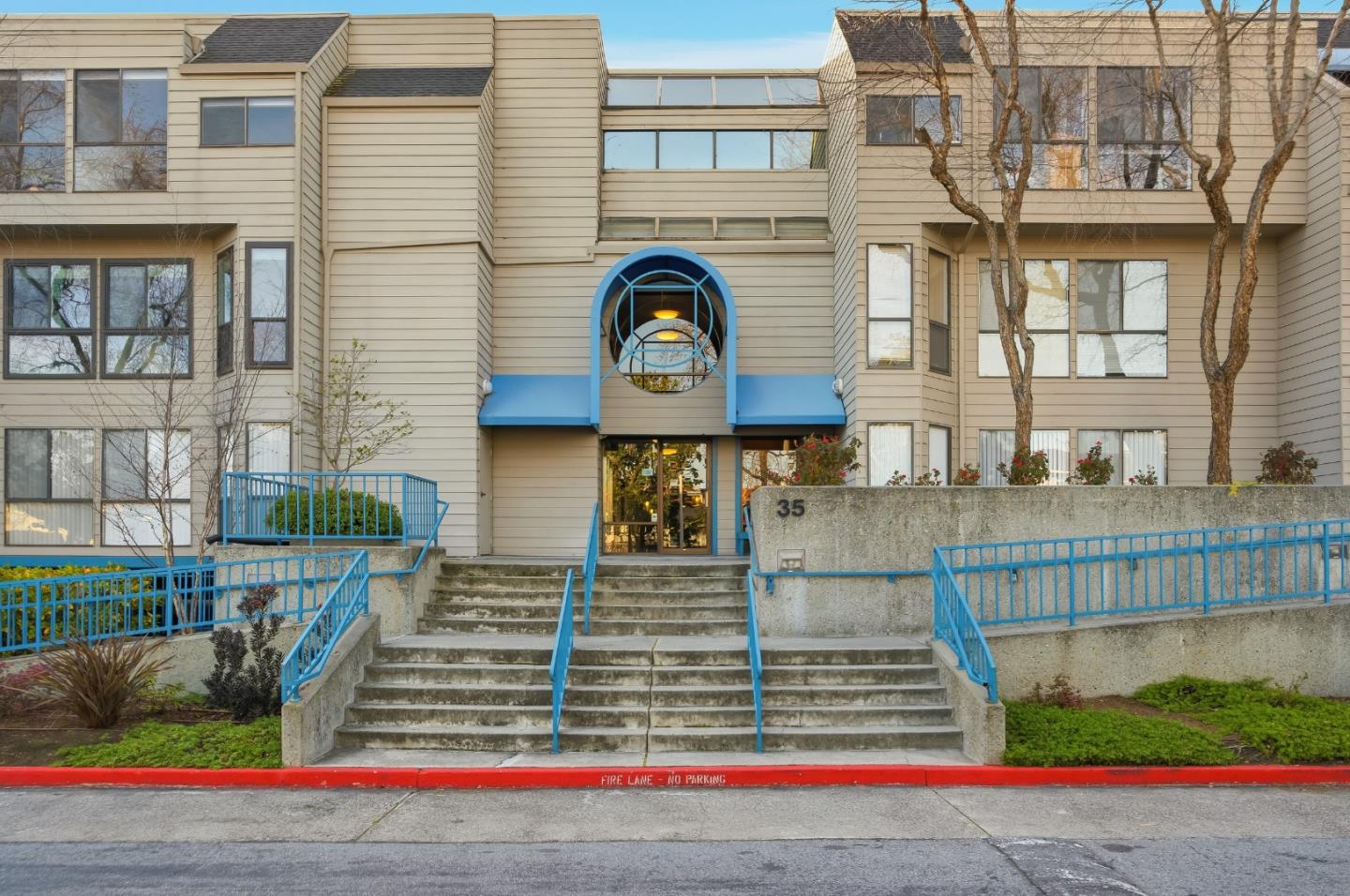 1164 Ocean Avenue, Oakland, CA, 94608