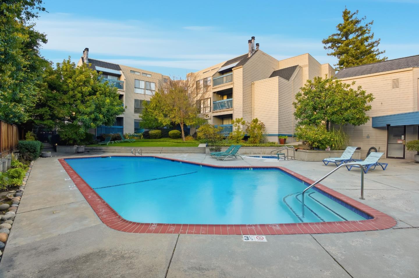 Detail Gallery Image 31 of 42 For 35 W 20th Ave #203,  San Mateo,  CA 94403 - 2 Beds | 2 Baths