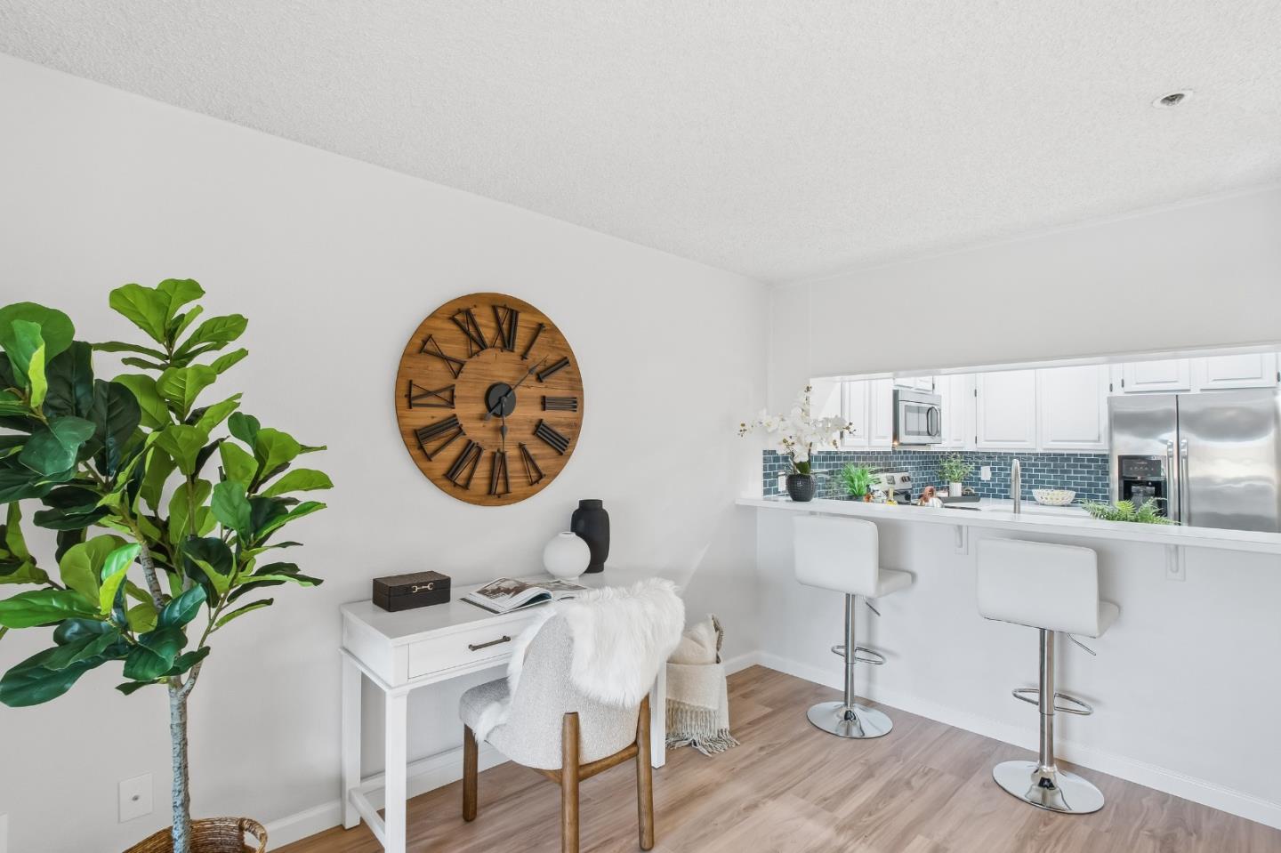 Detail Gallery Image 8 of 42 For 35 W 20th Ave #203,  San Mateo,  CA 94403 - 2 Beds | 2 Baths