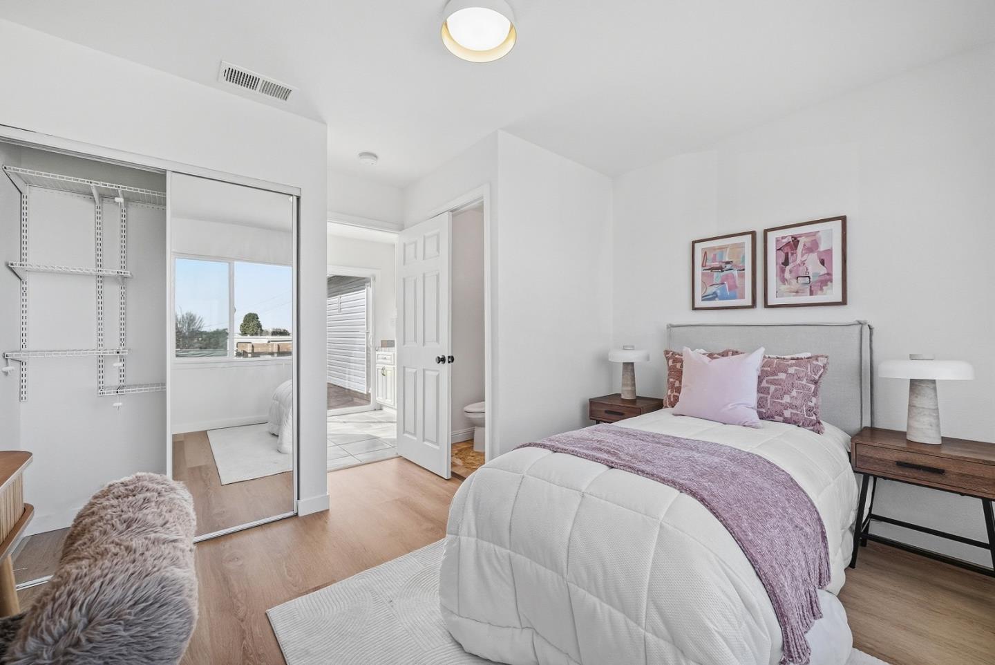 Detail Gallery Image 11 of 30 For 408 Cypress Ave, Millbrae,  CA 94030 - 3 Beds | 1/1 Baths