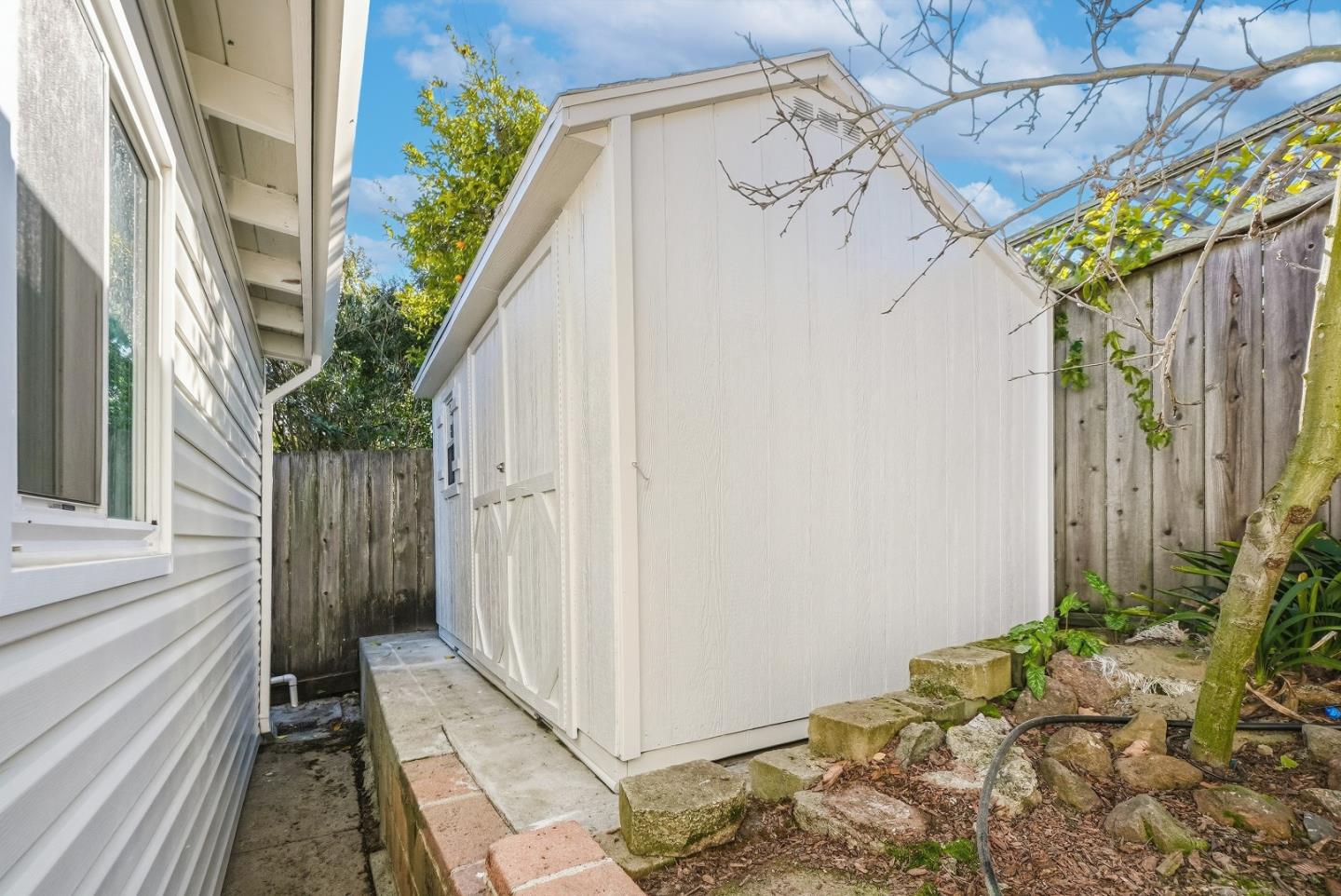 Detail Gallery Image 26 of 30 For 408 Cypress Ave, Millbrae,  CA 94030 - 3 Beds | 1/1 Baths