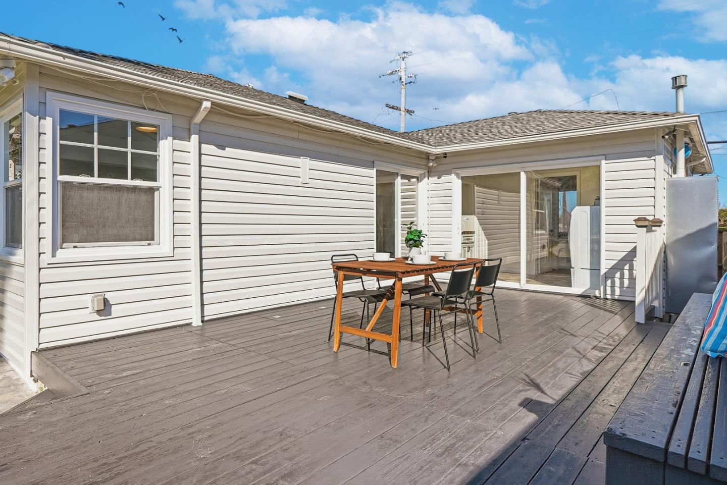 Detail Gallery Image 28 of 30 For 408 Cypress Ave, Millbrae,  CA 94030 - 3 Beds | 1/1 Baths