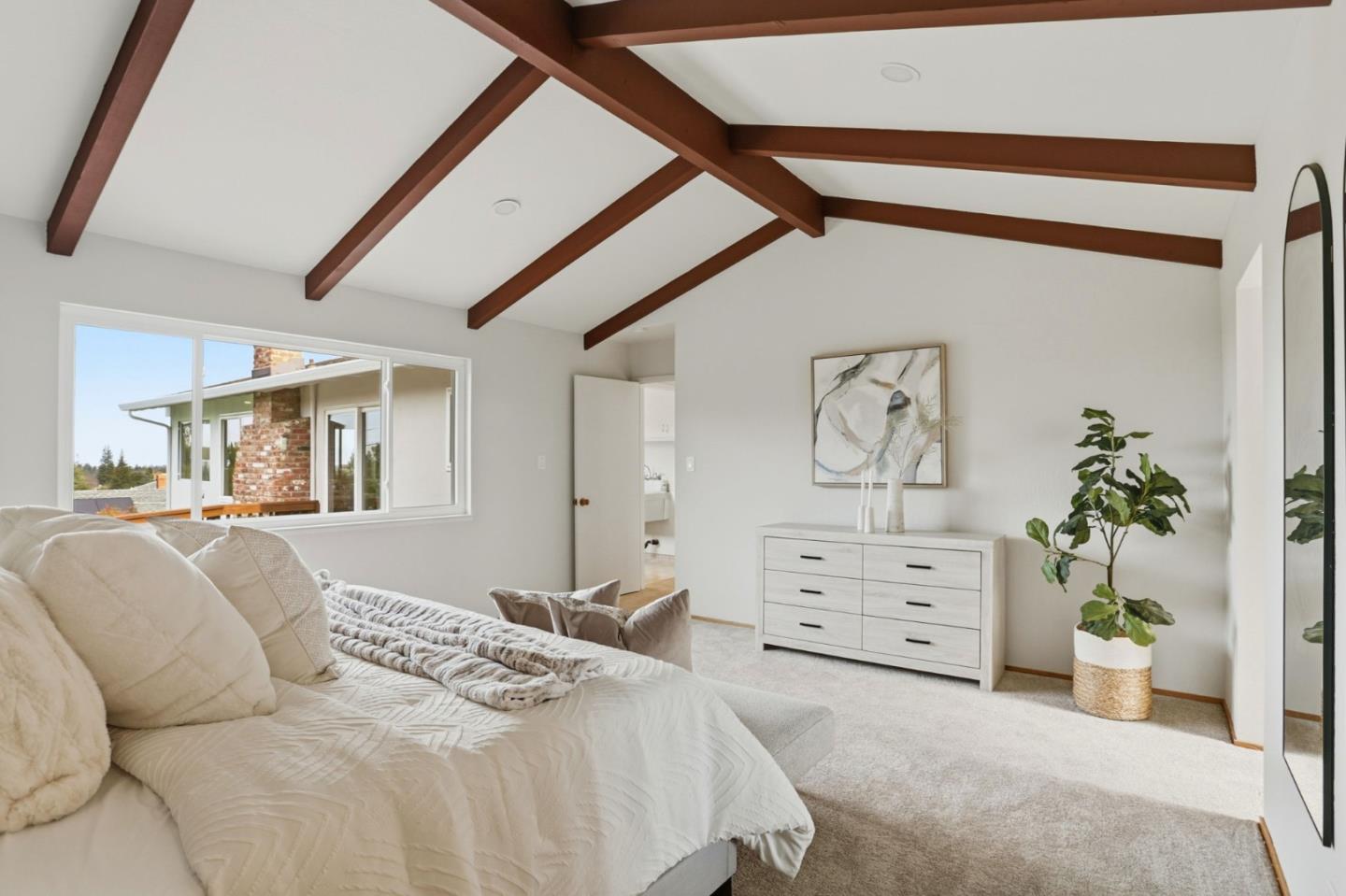 Detail Gallery Image 31 of 48 For 945 Andover Way, Los Altos,  CA 94024 - 5 Beds | 3 Baths