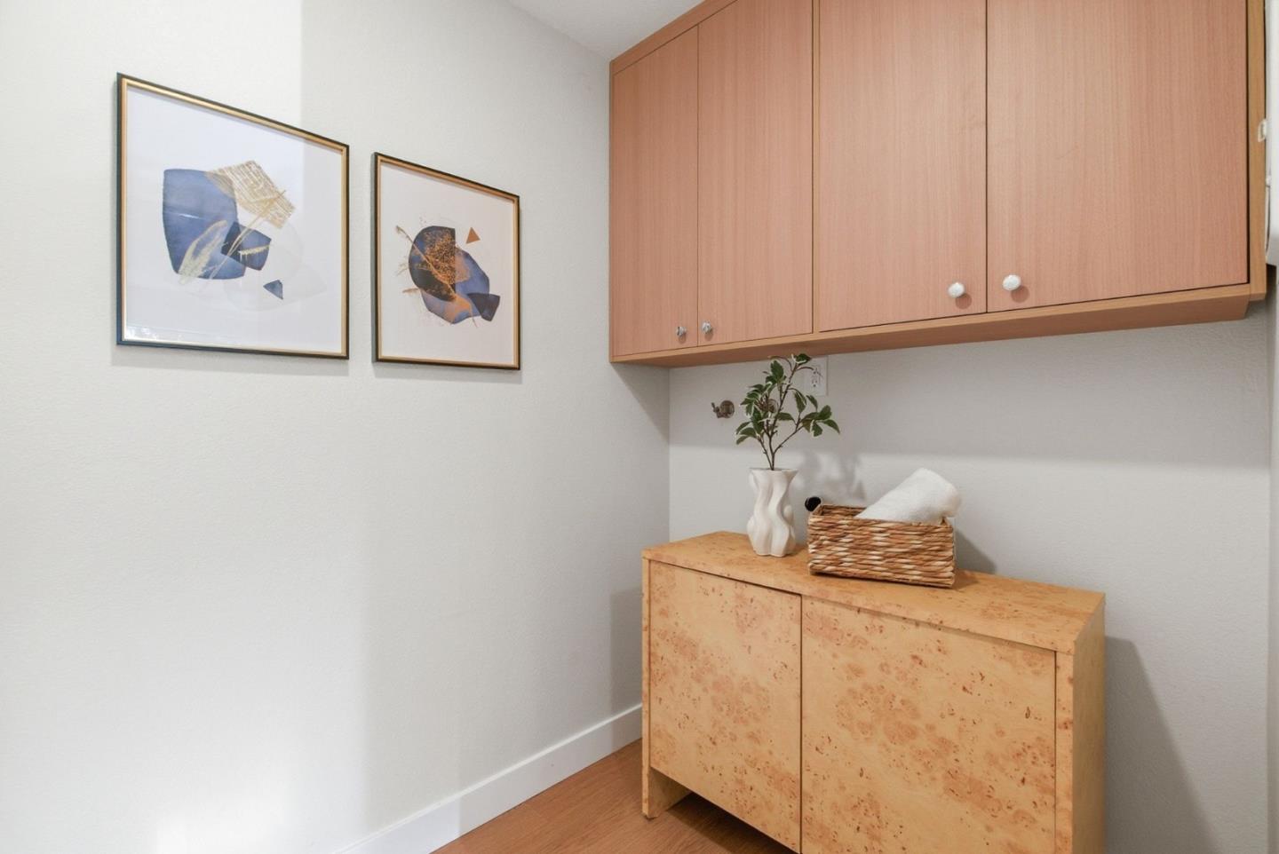 Detail Gallery Image 31 of 46 For 248 Walker Dr #17,  Mountain View,  CA 94043 - 2 Beds | 2/1 Baths