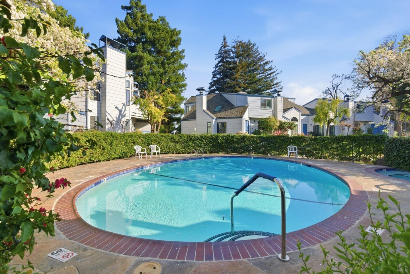 Detail Gallery Image 43 of 46 For 248 Walker Dr #17,  Mountain View,  CA 94043 - 2 Beds | 2/1 Baths