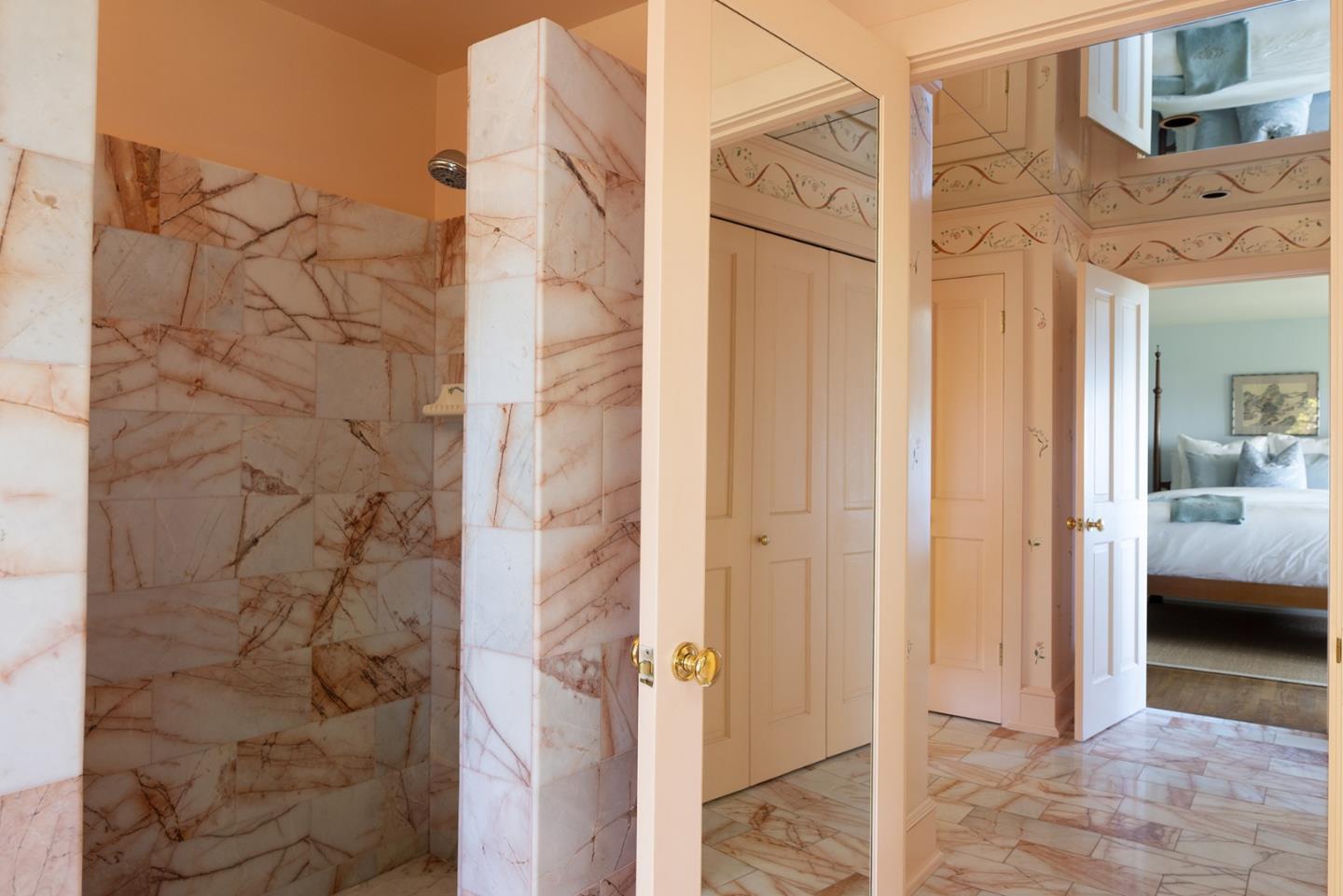 Detail Gallery Image 32 of 60 For 228 Lower Walden Rd, Carmel,  CA 93923 - 4 Beds | 4/1 Baths