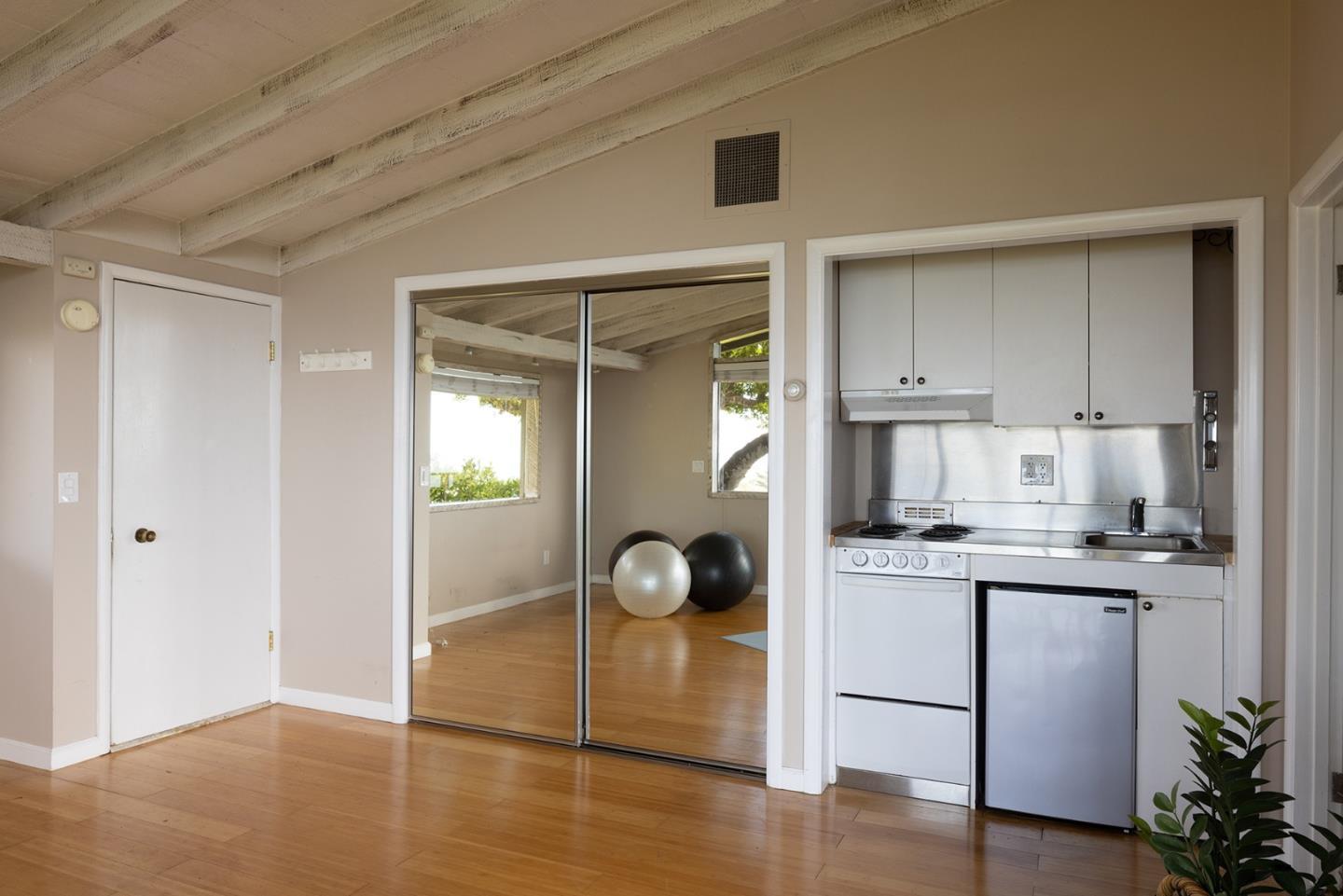 Detail Gallery Image 53 of 60 For 228 Lower Walden Rd, Carmel,  CA 93923 - 4 Beds | 4/1 Baths