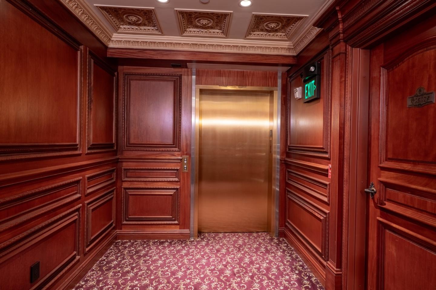 Detail Gallery Image 3 of 35 For 222 6th Ave #302,  San Mateo,  CA 94401 - 3 Beds | 2/1 Baths