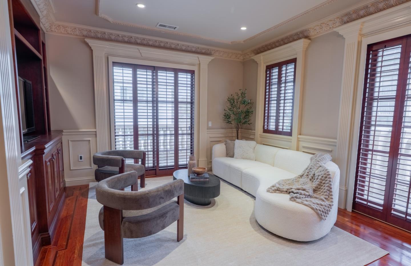 Detail Gallery Image 6 of 35 For 222 6th Ave #302,  San Mateo,  CA 94401 - 3 Beds | 2/1 Baths