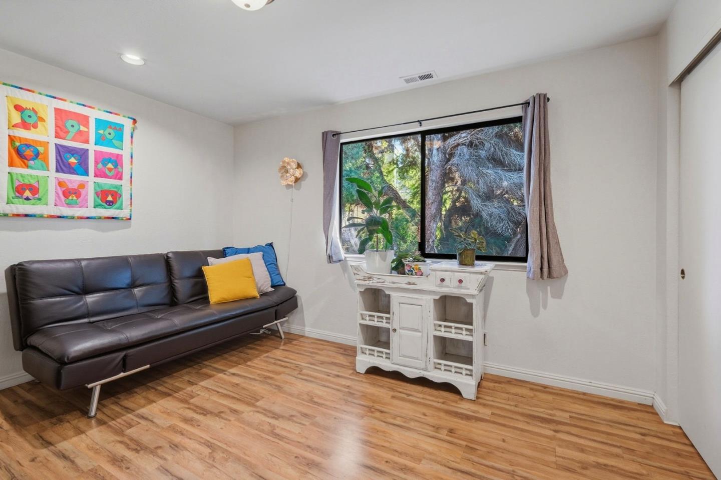 Detail Gallery Image 19 of 27 For 229 Silver Leaf Dr #B,  Watsonville,  CA 95076 - 3 Beds | 1/1 Baths