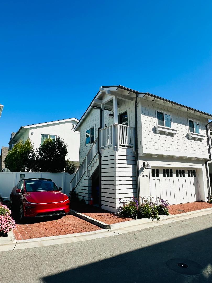 Detail Gallery Image 9 of 9 For 203 Oak Tree Cir, Los Gatos,  CA 95032 - 5 Beds | 4 Baths