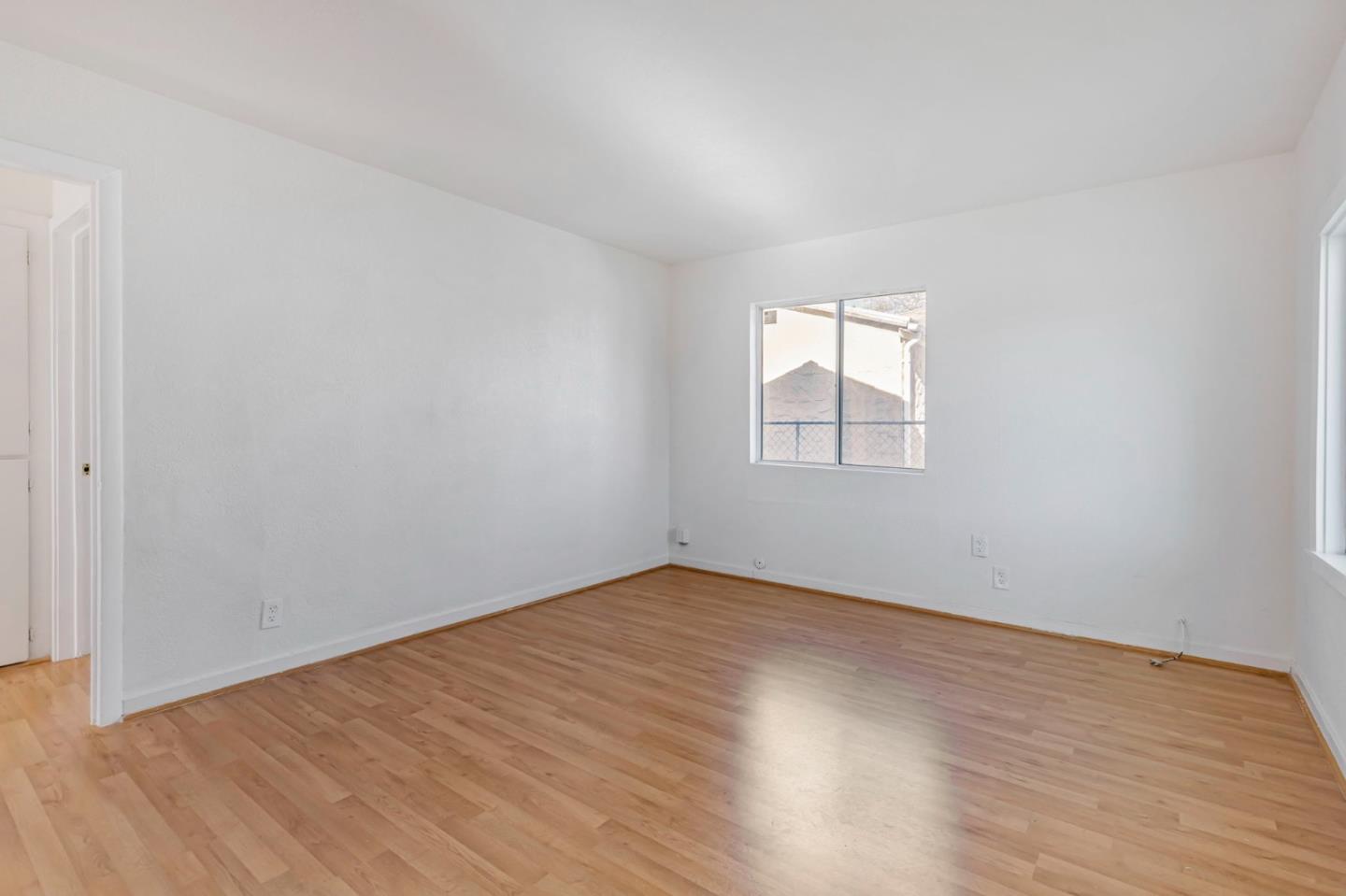 Detail Gallery Image 13 of 29 For 2343 Erickson St, Sacramento,  CA 95815 - – Beds | – Baths