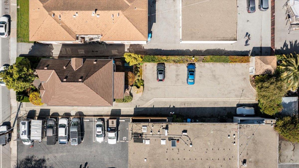 Detail Gallery Image 5 of 6 For 216 N San Mateo Dr, San Mateo,  CA 94401 - – Beds | – Baths