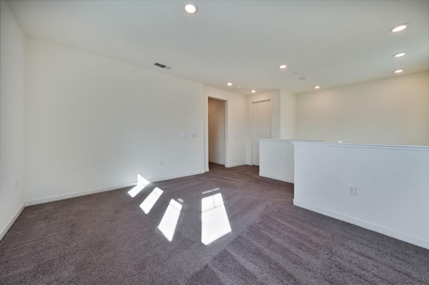 Detail Gallery Image 18 of 51 For 4522 Drowsy Water Way, Folsom,  CA 95630 - 4 Beds | 3 Baths