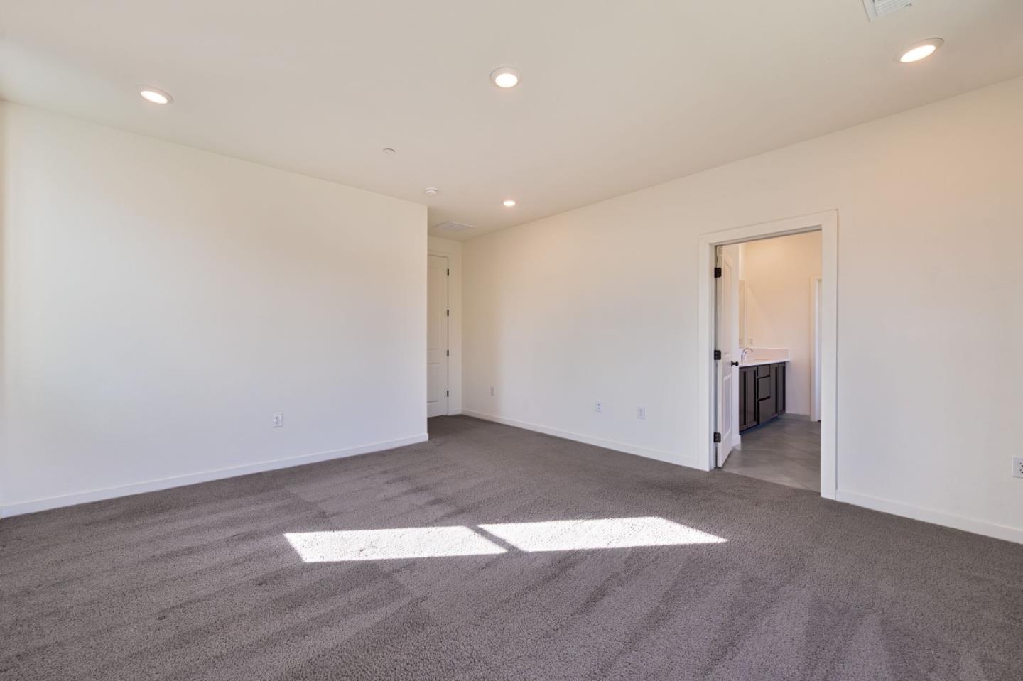 Detail Gallery Image 28 of 51 For 4522 Drowsy Water Way, Folsom,  CA 95630 - 4 Beds | 3 Baths