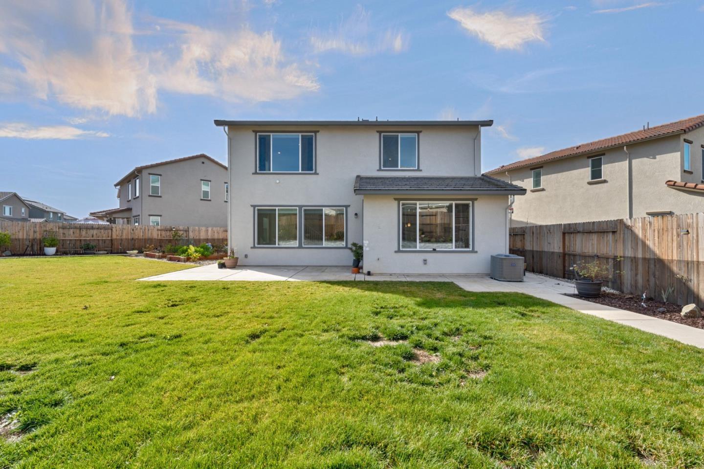 Detail Gallery Image 47 of 51 For 4522 Drowsy Water Way, Folsom,  CA 95630 - 4 Beds | 3 Baths