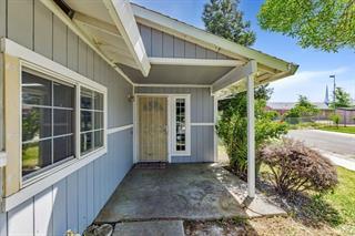 Detail Gallery Image 33 of 37 For 3203 Luscutoff Ct, Sacramento,  CA 95820 - 2 Beds | 2 Baths