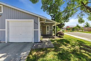 Detail Gallery Image 34 of 37 For 3203 Luscutoff Ct, Sacramento,  CA 95820 - 2 Beds | 2 Baths