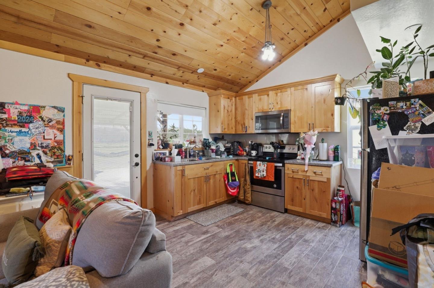 Detail Gallery Image 20 of 50 For 13805 Colony Ave, San Martin,  CA 95046 - 2 Beds | 1 Baths