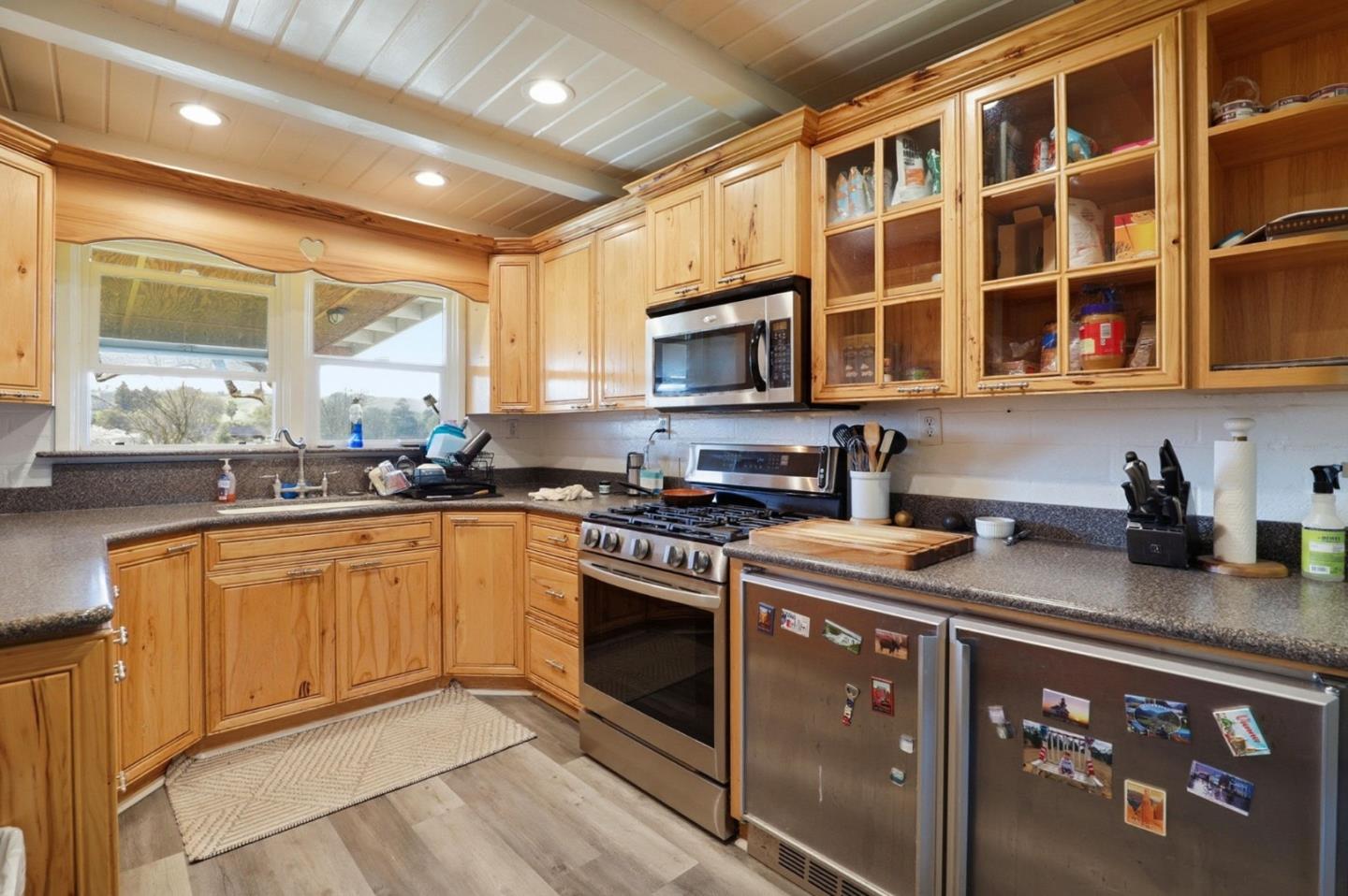 Detail Gallery Image 8 of 50 For 13805 Colony Ave, San Martin,  CA 95046 - 2 Beds | 1 Baths