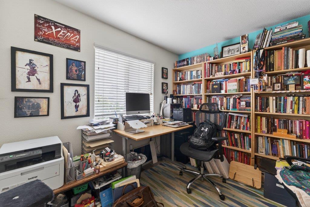 Detail Gallery Image 11 of 19 For 126b Hunolt St, Santa Cruz,  CA 95060 - 3 Beds | 2 Baths