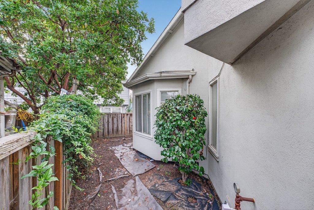 Detail Gallery Image 19 of 19 For 126b Hunolt St, Santa Cruz,  CA 95060 - 3 Beds | 2 Baths