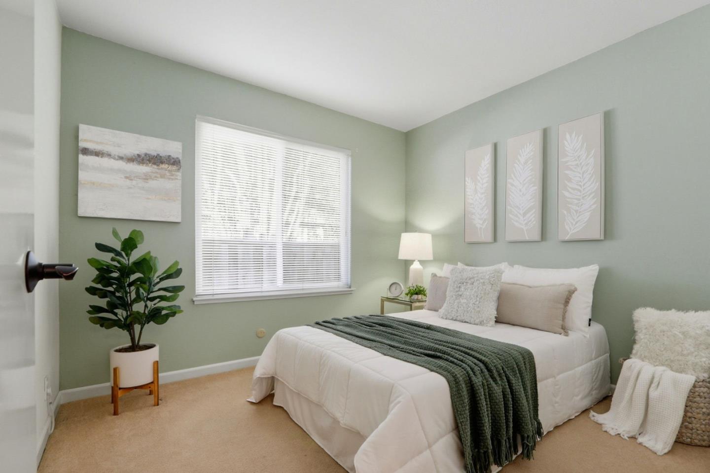 Detail Gallery Image 23 of 31 For 316 Beechvale Ct, San Jose,  CA 95119 - 4 Beds | 2 Baths