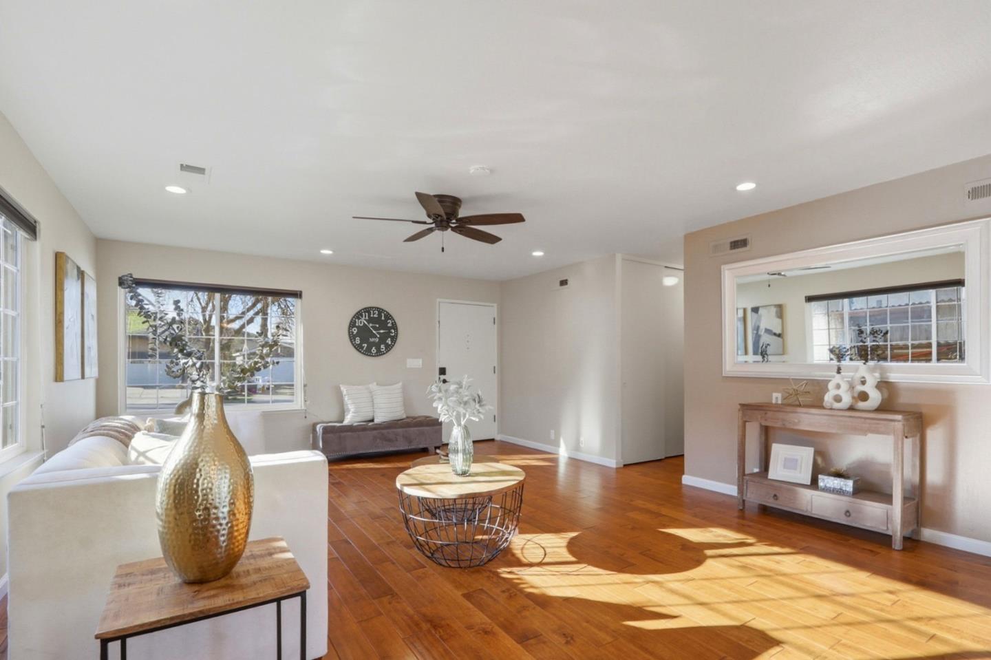 Detail Gallery Image 7 of 31 For 316 Beechvale Ct, San Jose,  CA 95119 - 4 Beds | 2 Baths