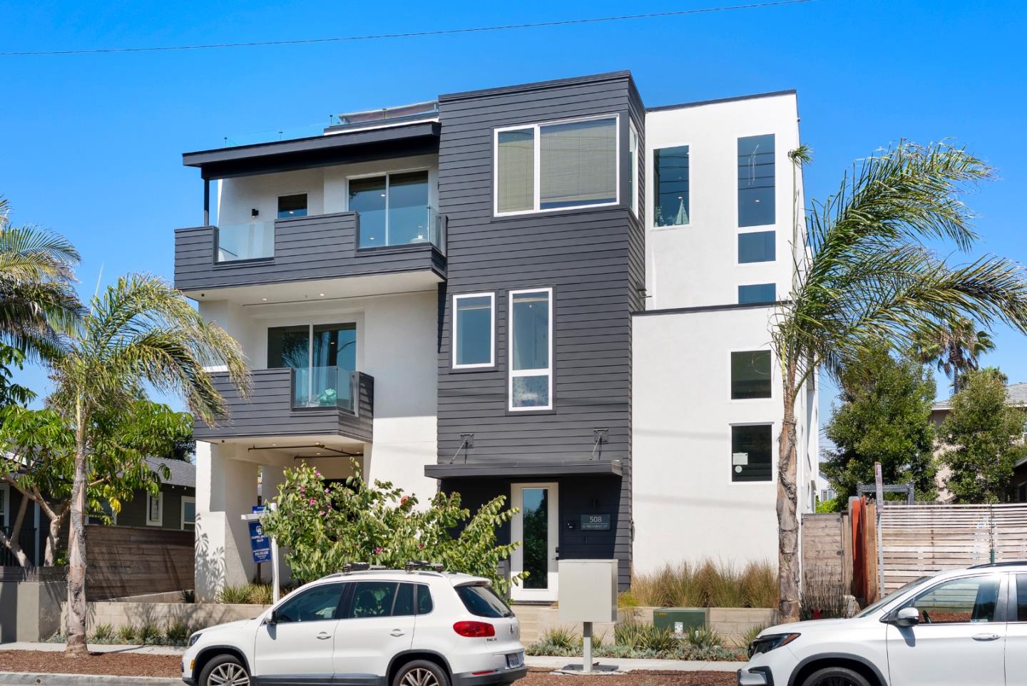 Detail Gallery Image 4 of 70 For 508 N Tremont St a,  Oceanside,  CA 92054 - 3 Beds | 3/1 Baths