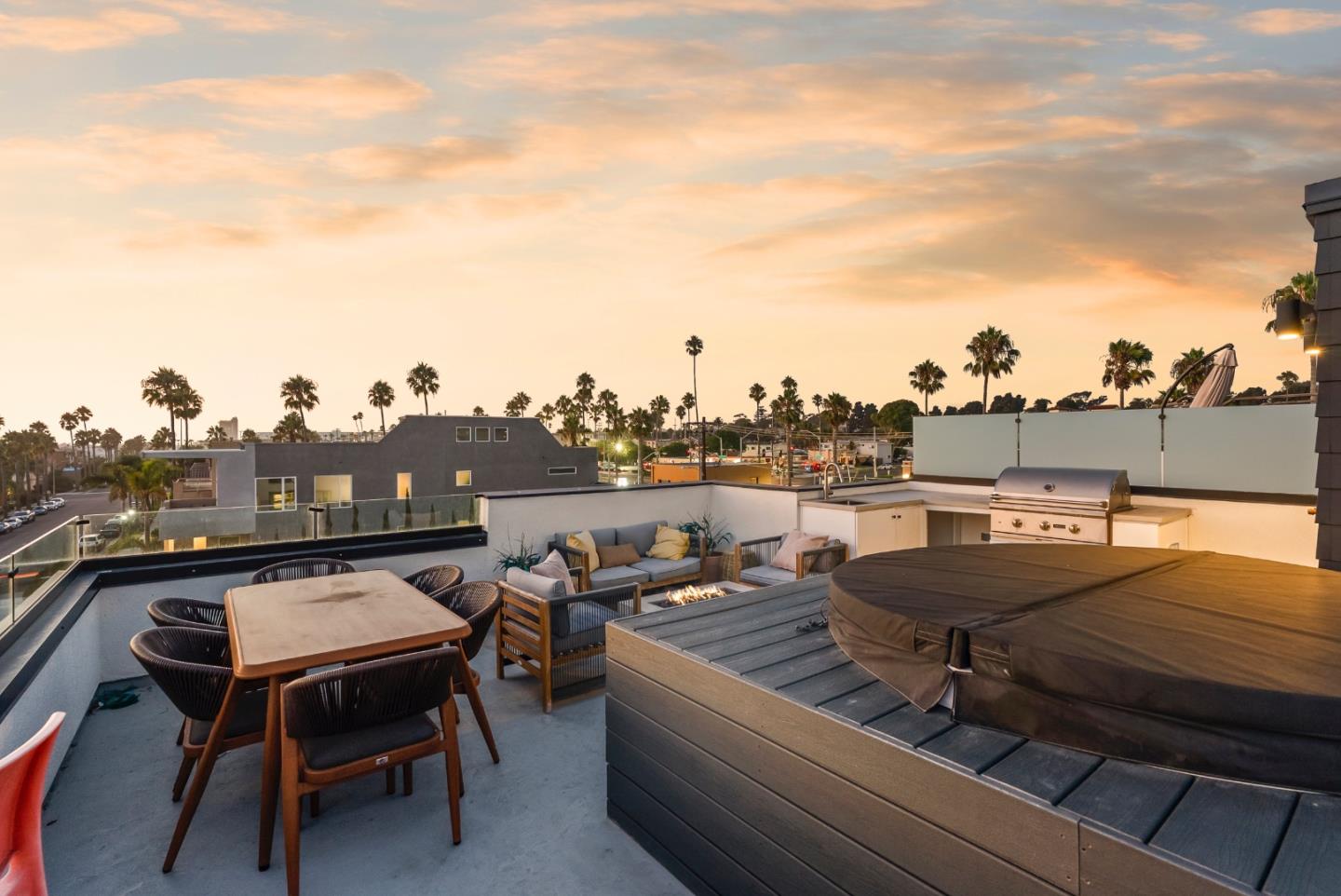 Detail Gallery Image 60 of 70 For 508 N Tremont St a,  Oceanside,  CA 92054 - 3 Beds | 3/1 Baths