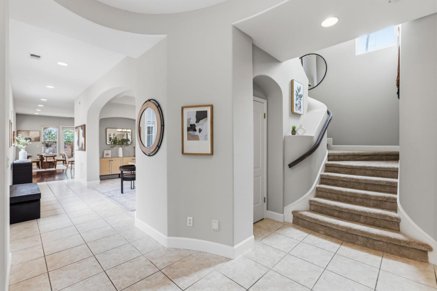 Detail Gallery Image 10 of 84 For 1826 Club Dr, Gilroy,  CA 95020 - 4 Beds | 4 Baths