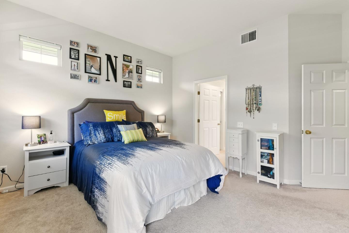 Detail Gallery Image 13 of 31 For 633 Swallowtail Ct, Brisbane,  CA 94005 - 3 Beds | 2 Baths