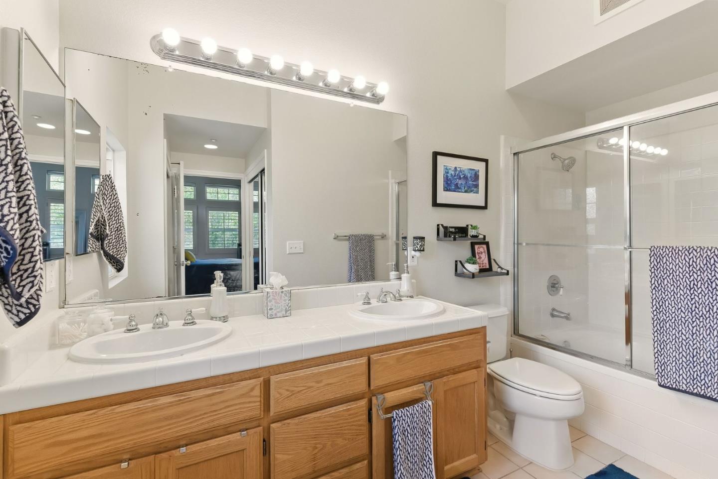 633 Swallowtail Court, Brisbane, CA, 94005