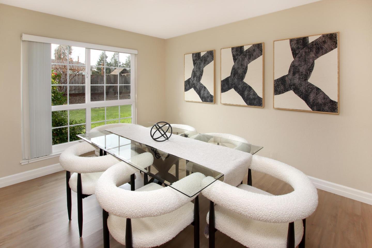 Detail Gallery Image 14 of 35 For 875 Tartarian Way, Sunnyvale,  CA 94087 - 6 Beds | 3 Baths