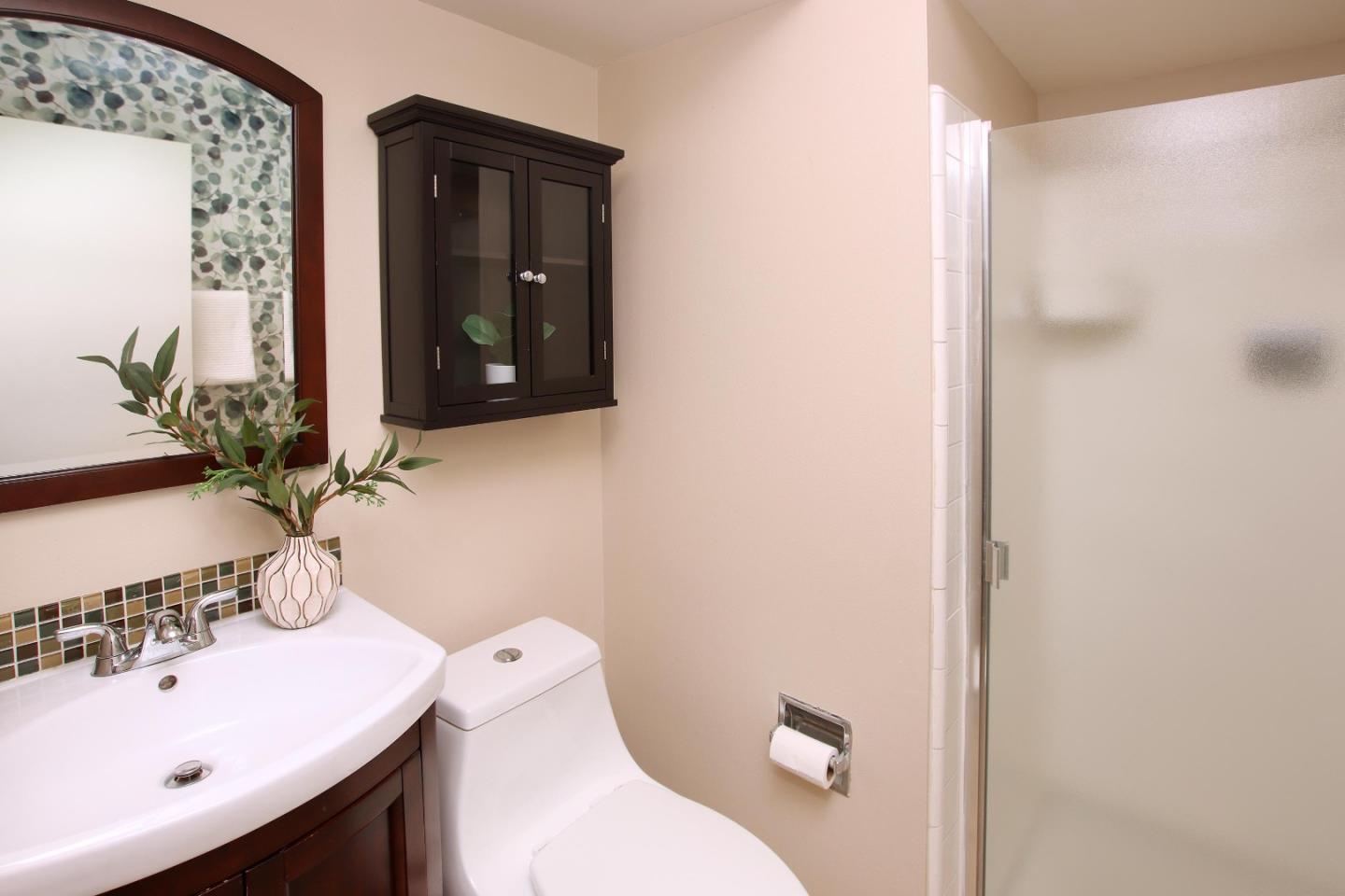 Detail Gallery Image 19 of 35 For 875 Tartarian Way, Sunnyvale,  CA 94087 - 6 Beds | 3 Baths