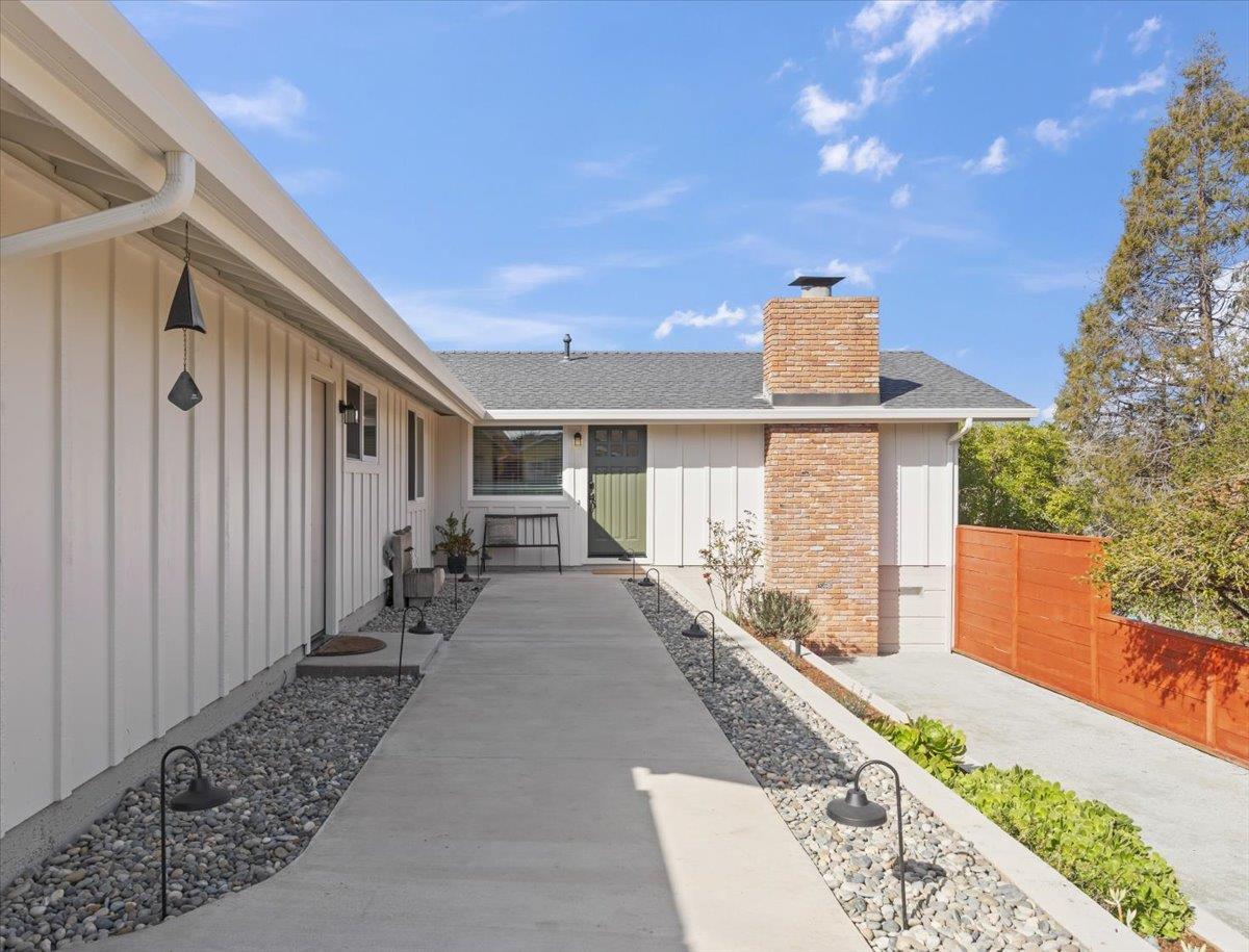 Detail Gallery Image 3 of 69 For 2715 Lafayette St, Soquel,  CA 95073 - 3 Beds | 2 Baths