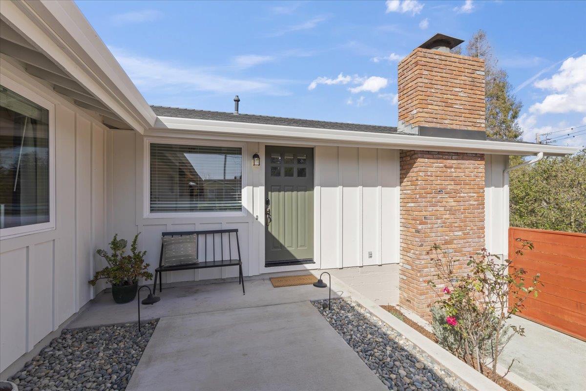 Detail Gallery Image 4 of 69 For 2715 Lafayette St, Soquel,  CA 95073 - 3 Beds | 2 Baths