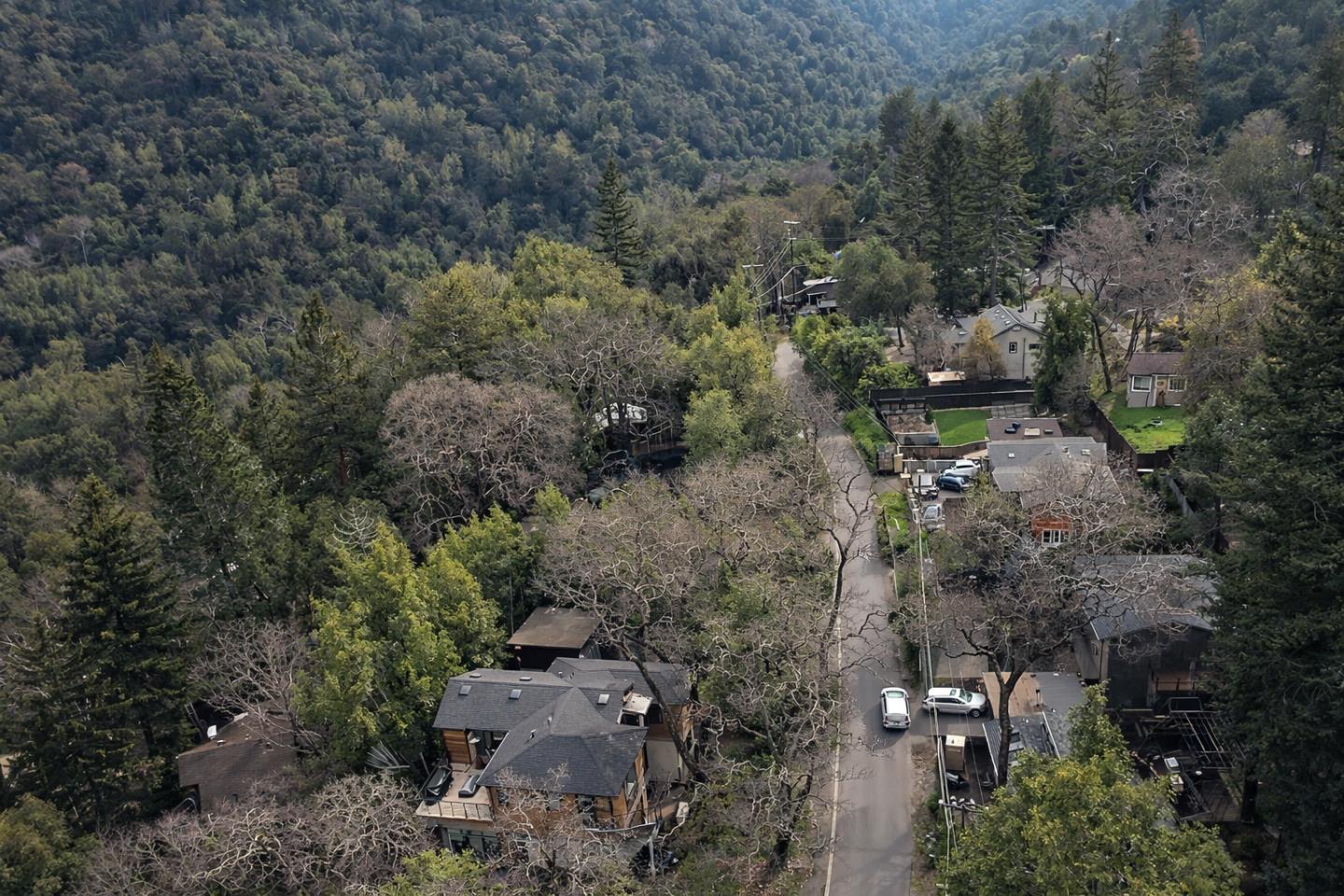 Detail Gallery Image 7 of 11 For 1050 Los Trancos Rd, Portola Valley,  CA 94028 - – Beds | – Baths
