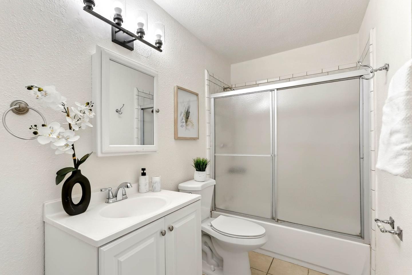 Detail Gallery Image 11 of 30 For 2066 Terilyn Ave, San Jose,  CA 95122 - 4 Beds | 2 Baths