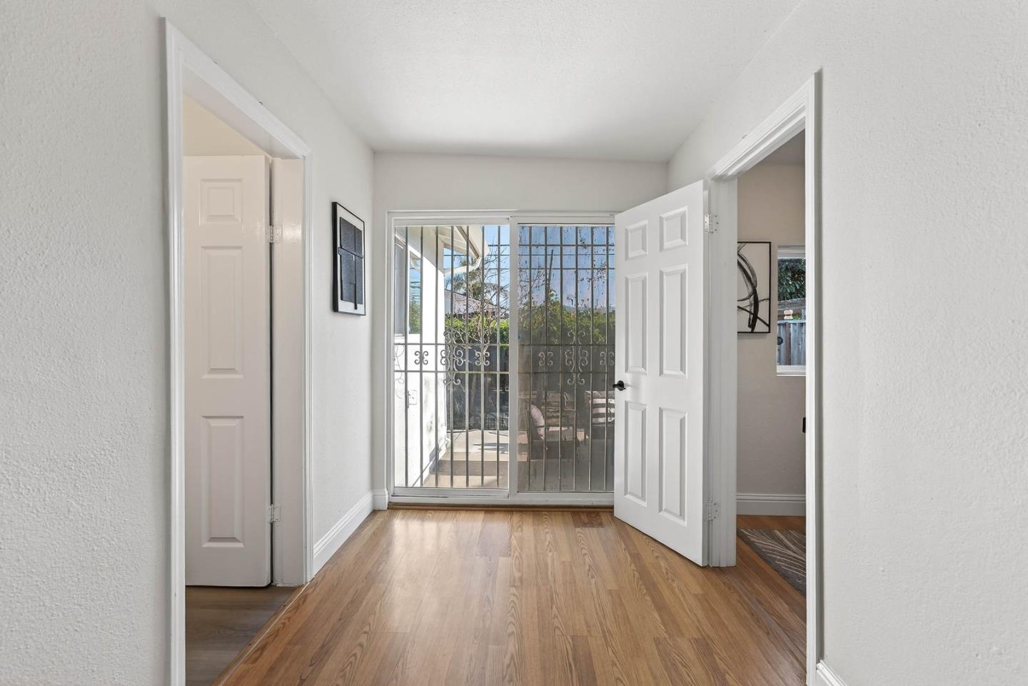 Detail Gallery Image 13 of 30 For 2066 Terilyn Ave, San Jose,  CA 95122 - 4 Beds | 2 Baths