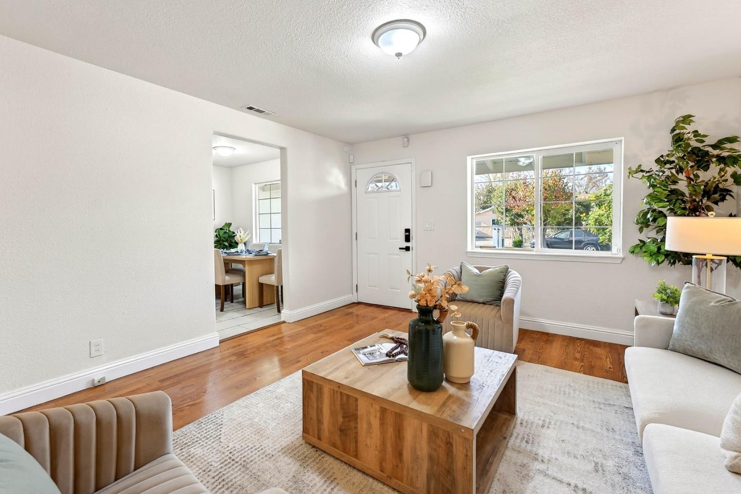 Detail Gallery Image 4 of 30 For 2066 Terilyn Ave, San Jose,  CA 95122 - 4 Beds | 2 Baths