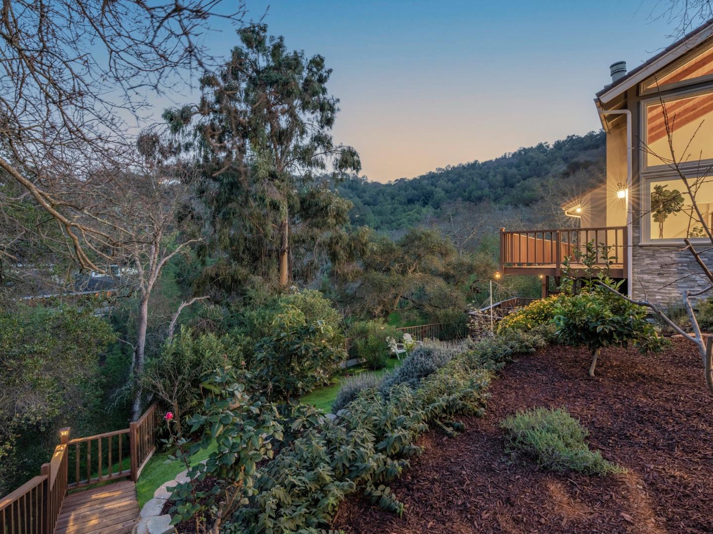 Detail Gallery Image 2 of 45 For 6834 Rockview Ct, San Jose,  CA 95120 - 4 Beds | 3/1 Baths