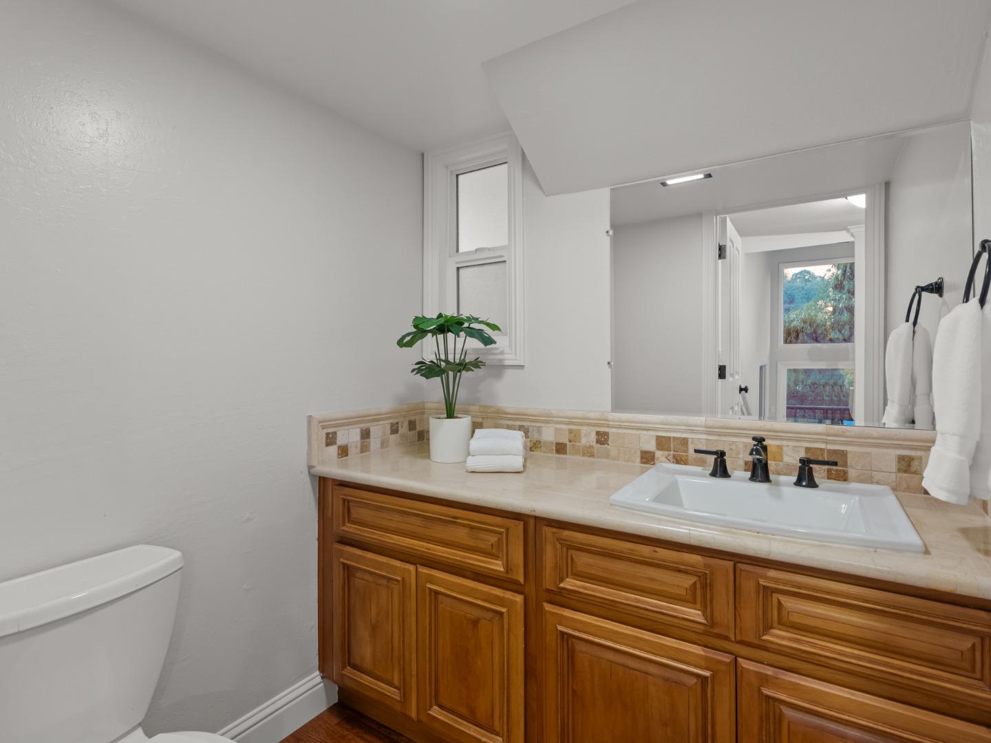 Detail Gallery Image 27 of 45 For 6834 Rockview Ct, San Jose,  CA 95120 - 4 Beds | 3/1 Baths