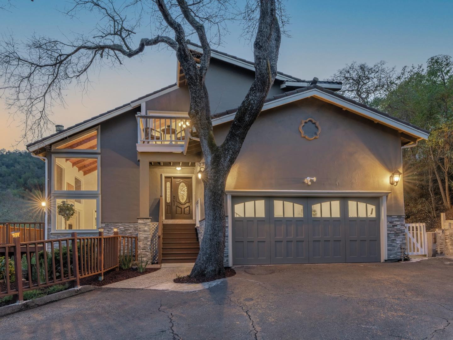 Detail Gallery Image 3 of 45 For 6834 Rockview Ct, San Jose,  CA 95120 - 4 Beds | 3/1 Baths