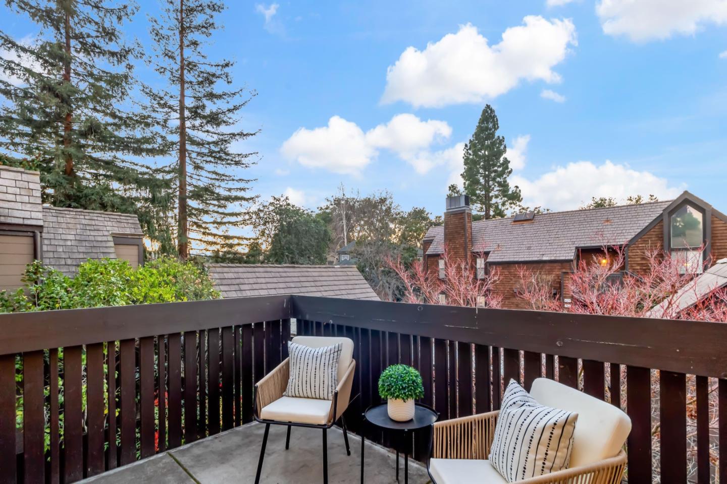 Detail Gallery Image 32 of 52 For 4148 Thain Way, Palo Alto,  CA 94306 - 2 Beds | 2 Baths