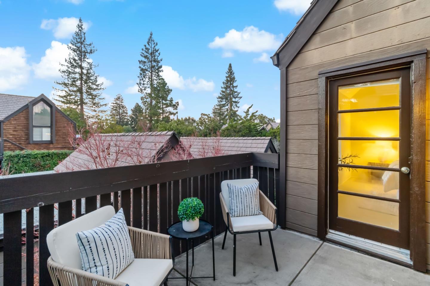 Detail Gallery Image 33 of 52 For 4148 Thain Way, Palo Alto,  CA 94306 - 2 Beds | 2 Baths