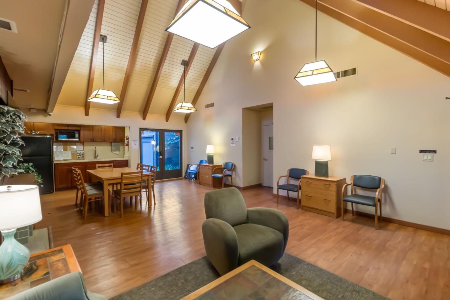 Detail Gallery Image 41 of 52 For 4148 Thain Way, Palo Alto,  CA 94306 - 2 Beds | 2 Baths