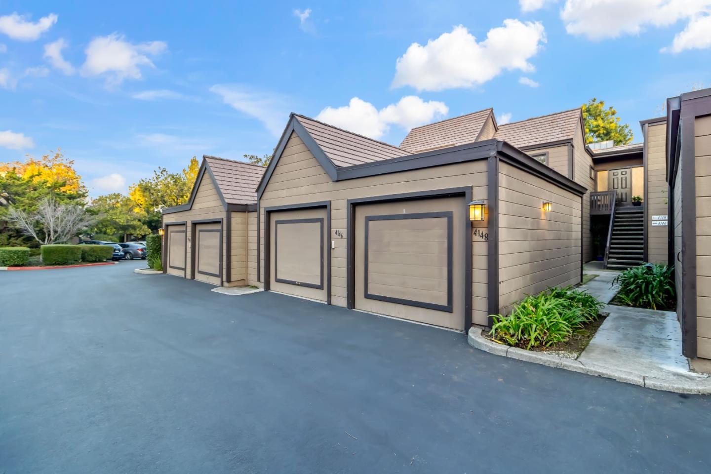 Detail Gallery Image 44 of 52 For 4148 Thain Way, Palo Alto,  CA 94306 - 2 Beds | 2 Baths